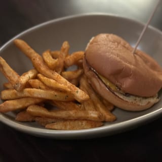 Cheeseburger & Fries